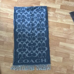Coach scarf- never worn needs to be steamed (wrinkled)